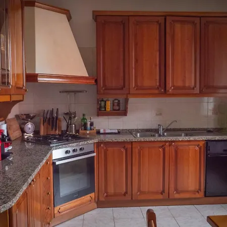 בית נופש Villetta Indipendente, A 5min Dal Lago אנג'רה